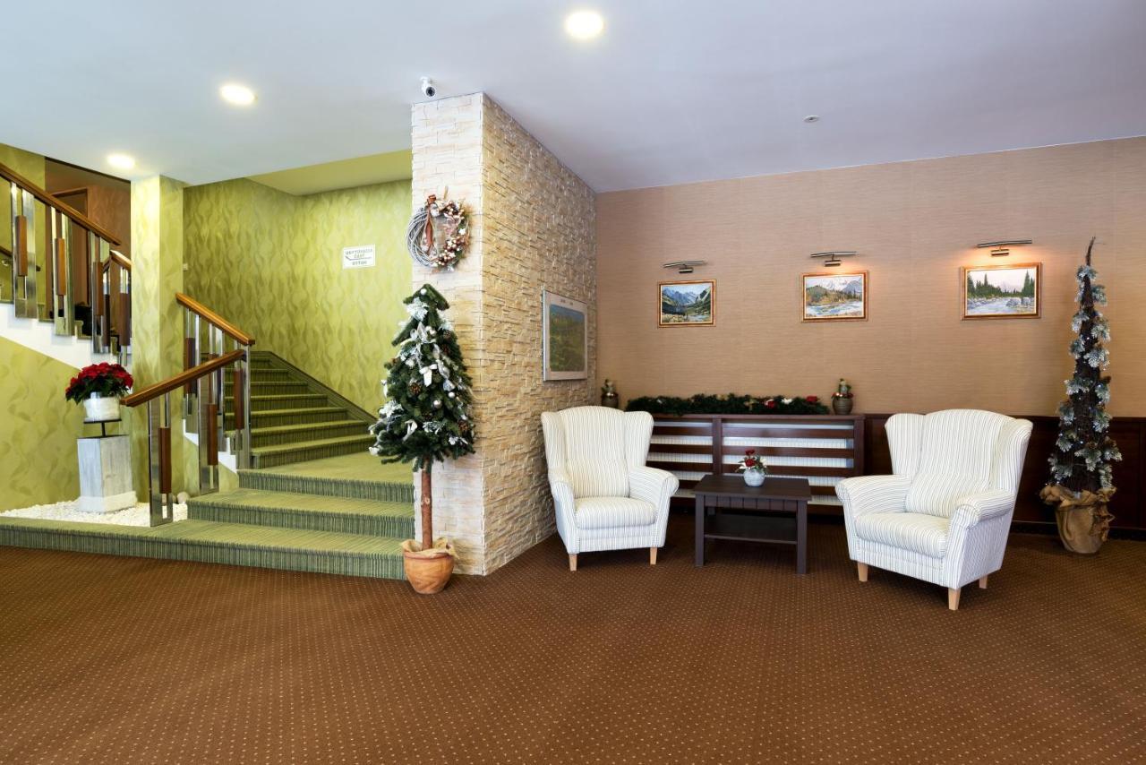 Hotel Lesana Стара-Лесна Экстерьер фото